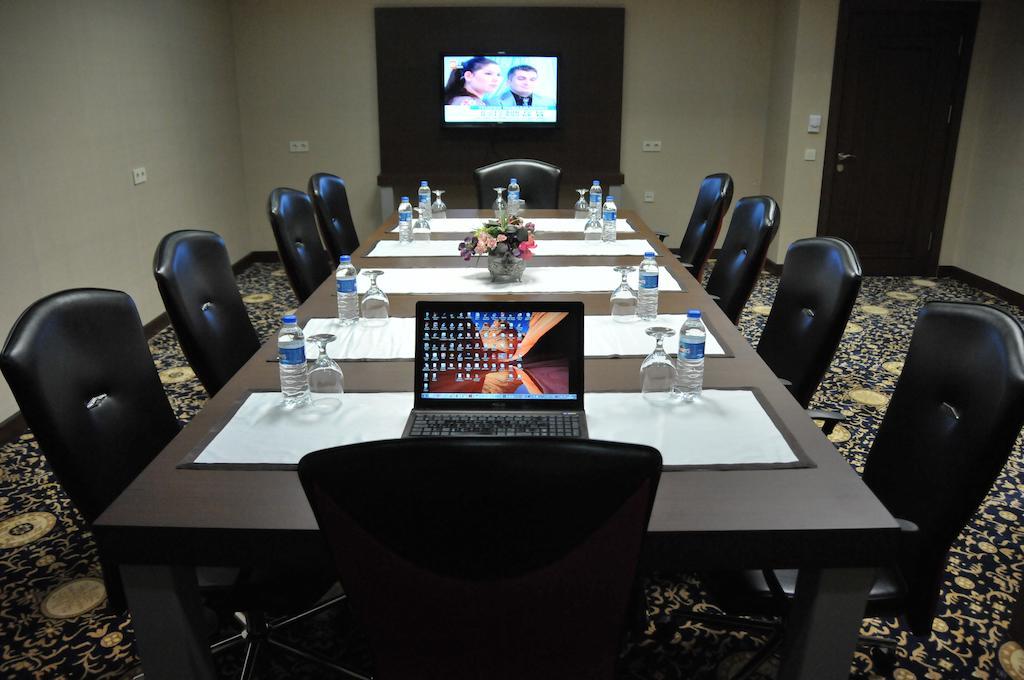Rhiss Hotel Maltepe Istanbul Perniagaan gambar